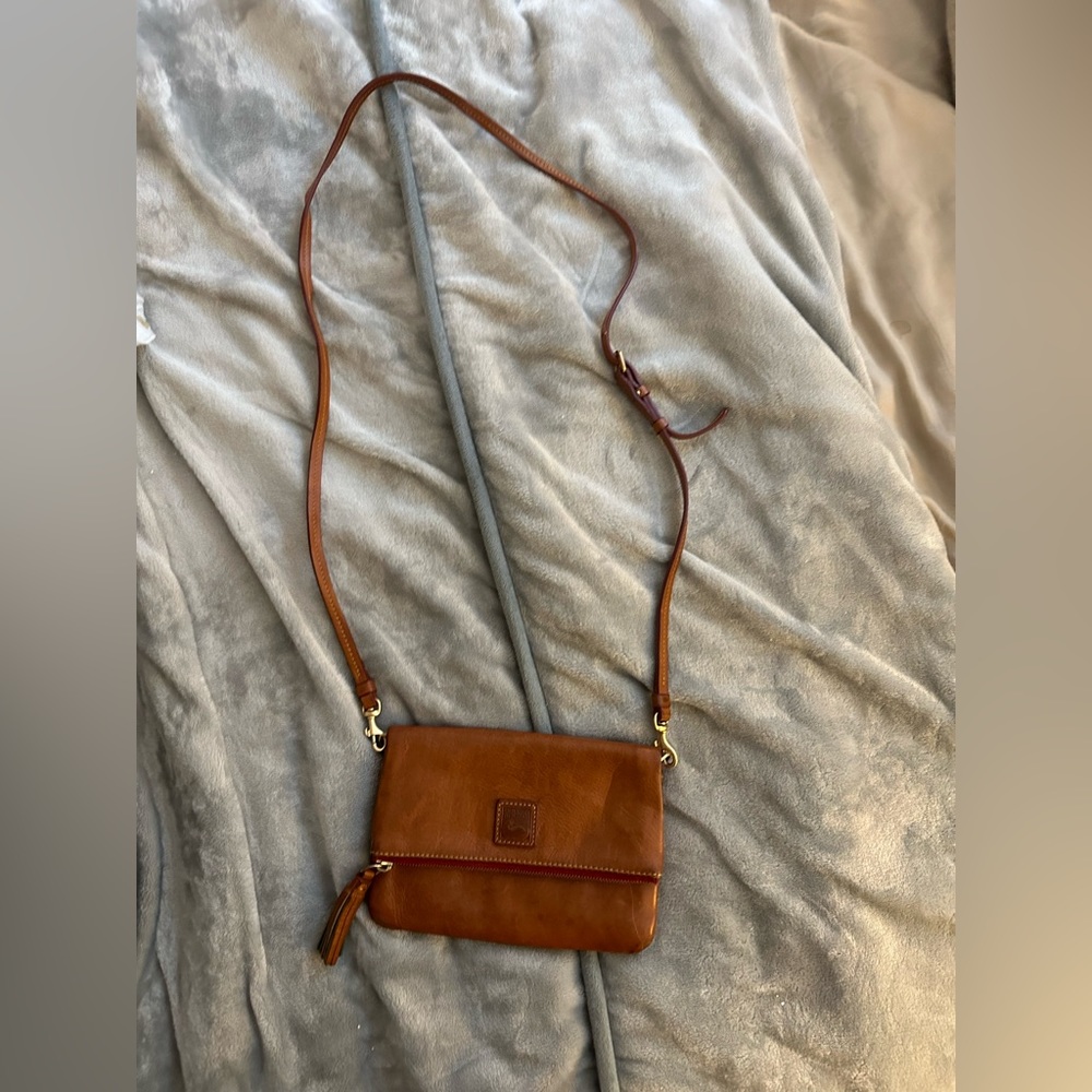 leather dooney and Bourke purse